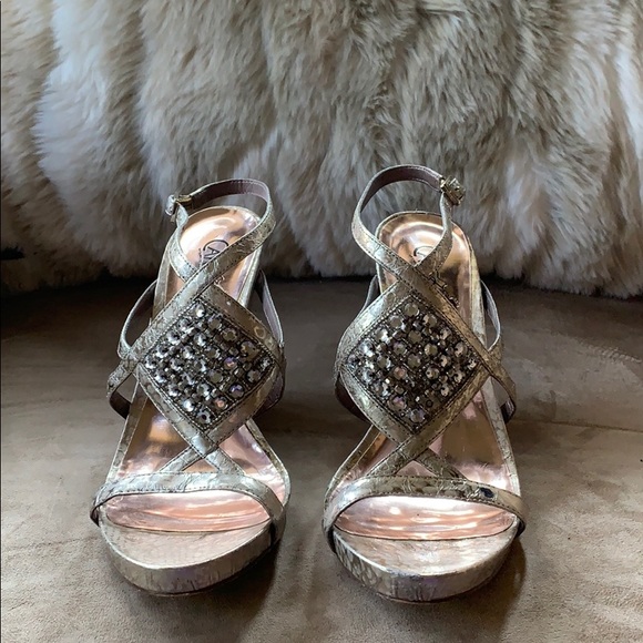 Carlos Santana Allure Wedge Sandals Metallic 7 - Picture 3 of 11